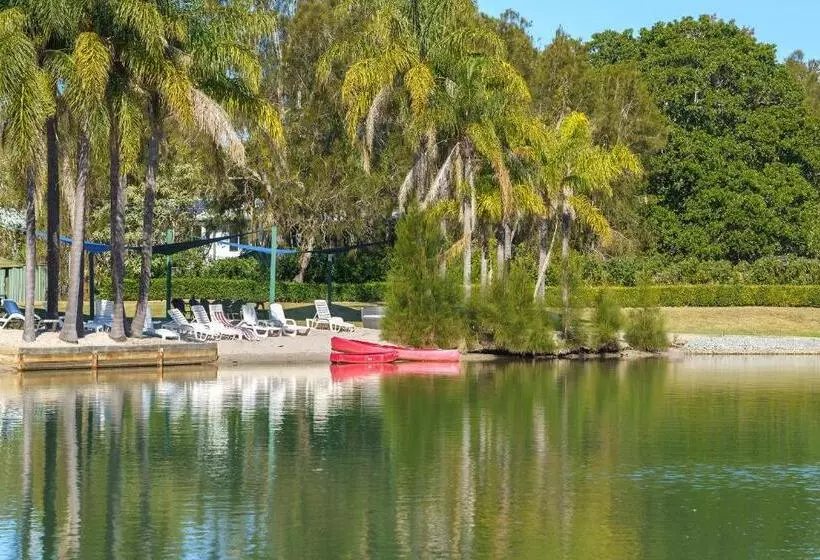 هتل Ultiqa Village Resort