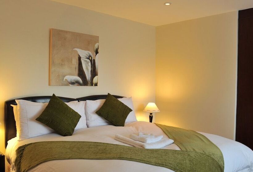 Pension Atholl Guest House