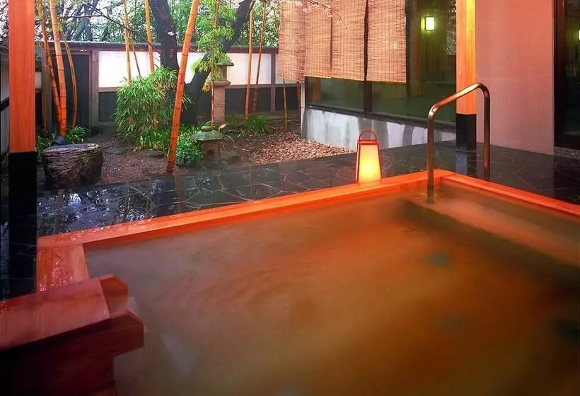 Ryoutei Ryokan Yasui