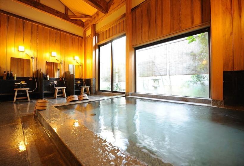 Ryoutei Ryokan Yasui