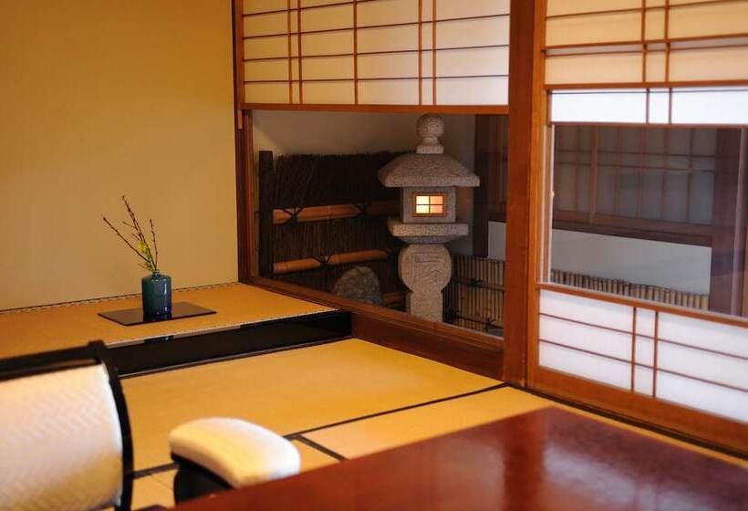 Ryoutei Ryokan Yasui