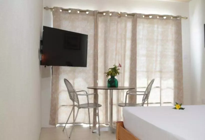 Spring Hotel Bequia