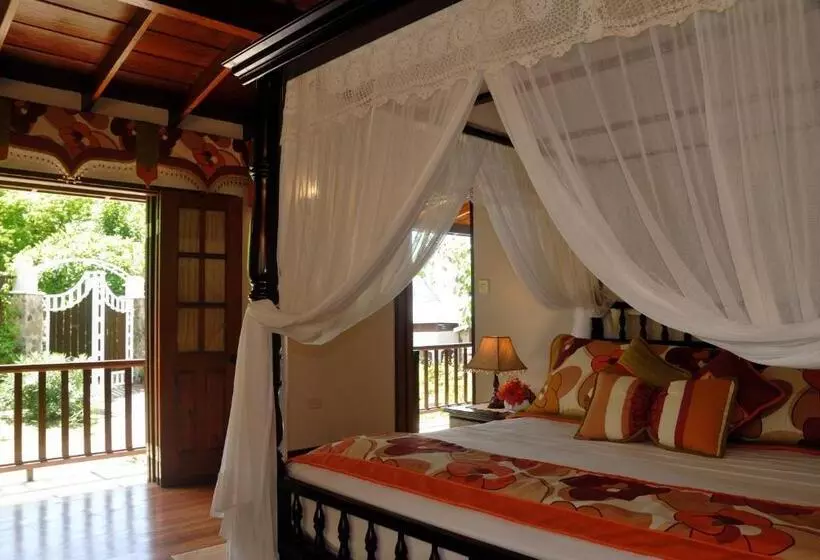 Spring Hotel Bequia