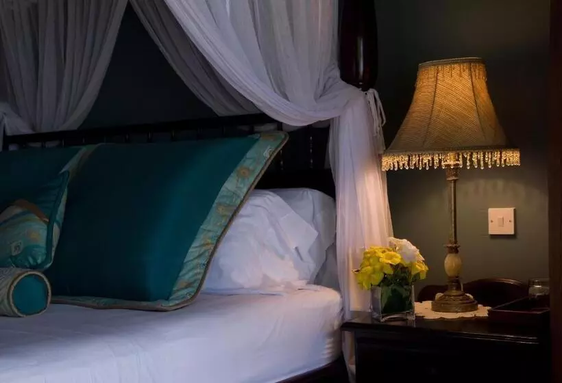 Spring Hotel Bequia