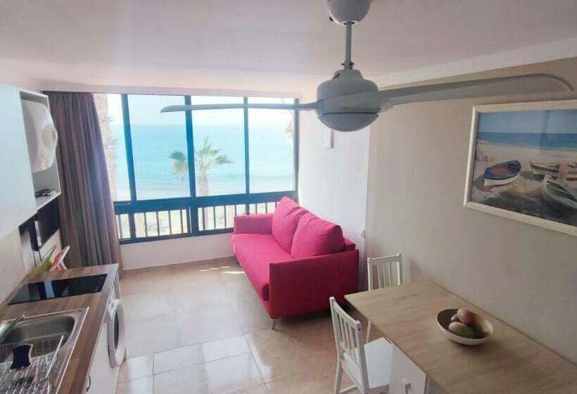 Don Paco Beachfront Patalavaca