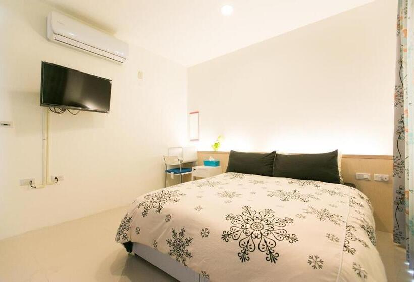 充電樁 羅東雲朵朵cloud B&b免費洗衣機 烘衣機 近週三清溝 星巴克咖啡豆 國旅卡特約店