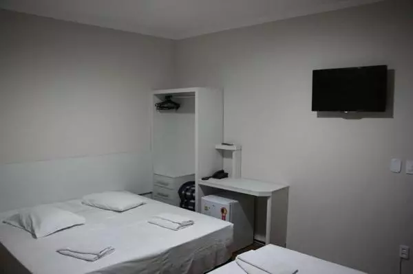 ホテル Alzira Imperial