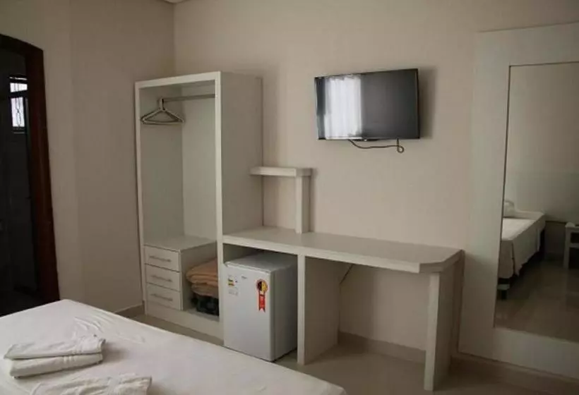 ホテル Alzira Imperial