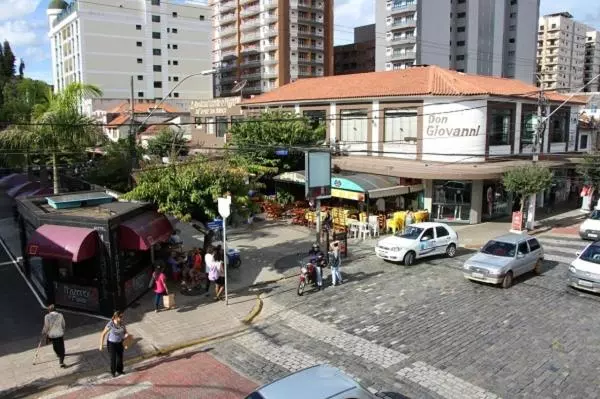 ホテル Alzira Imperial