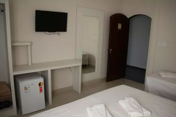 ホテル Alzira Imperial
