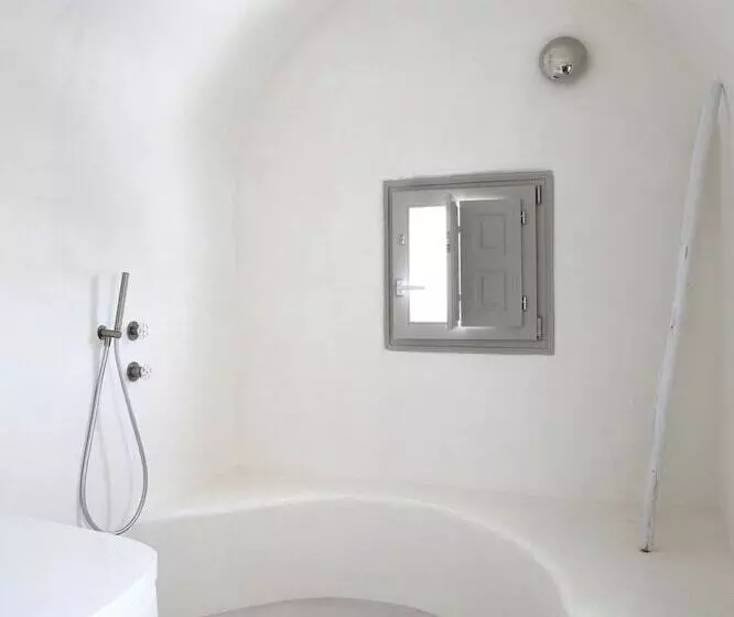 هتل Ducato Di Oia   Adults Only