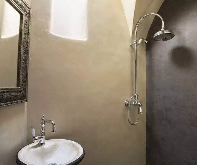هتل Ducato Di Oia   Adults Only