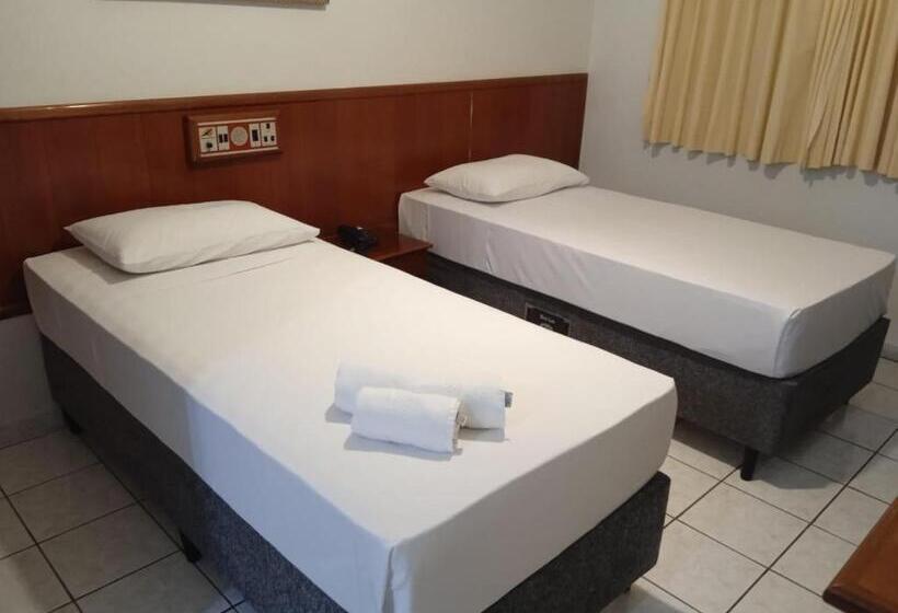 Отель Fênix Plaza