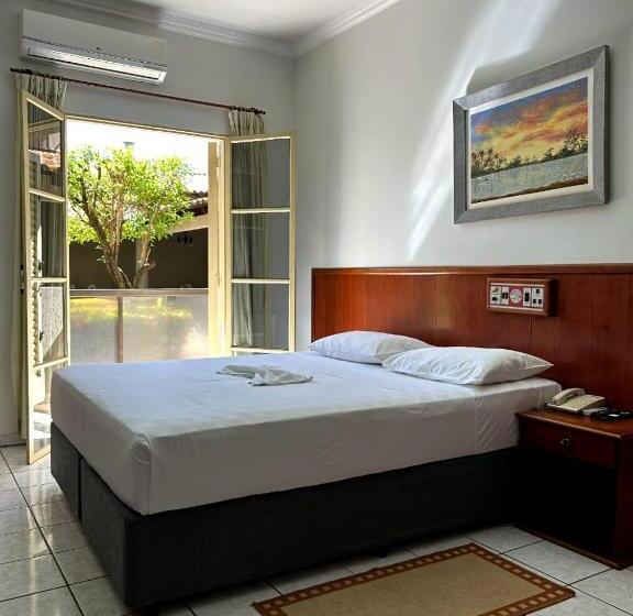 Отель Fênix Plaza