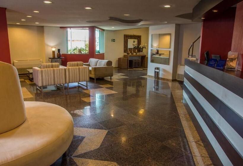 Отель Lagoa Serena Flat