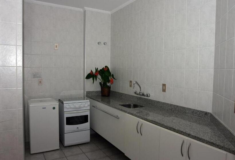 Отель Lagoa Serena Flat