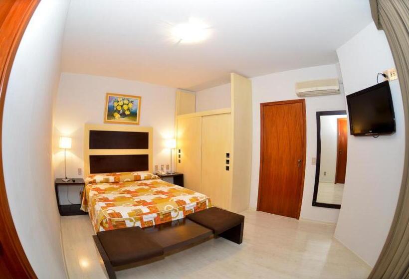 Отель Lagoa Serena Flat