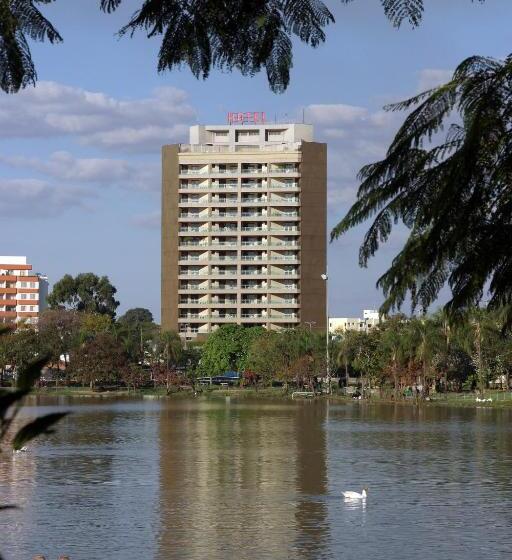 Отель Lagoa Serena Flat