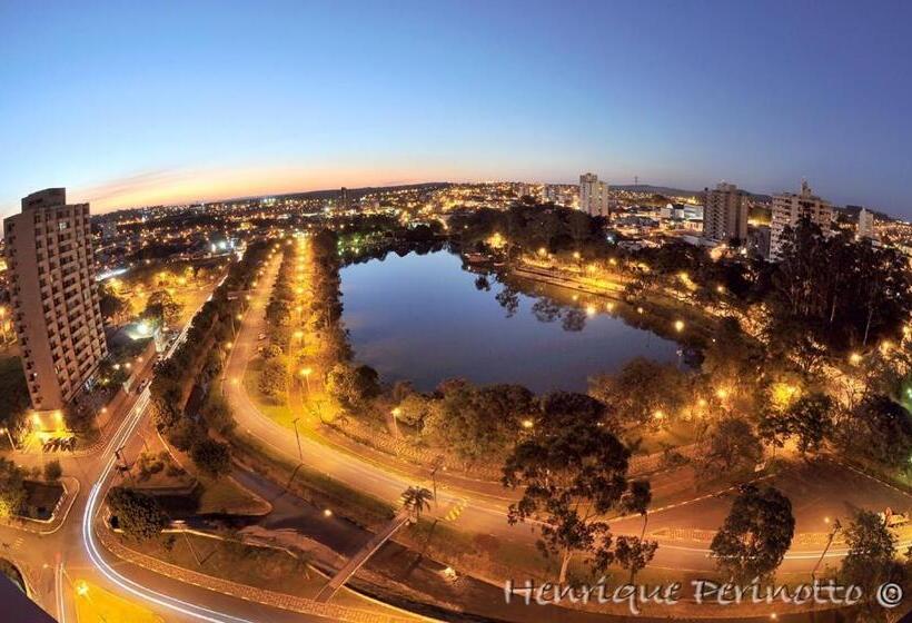 Отель Lagoa Serena Flat