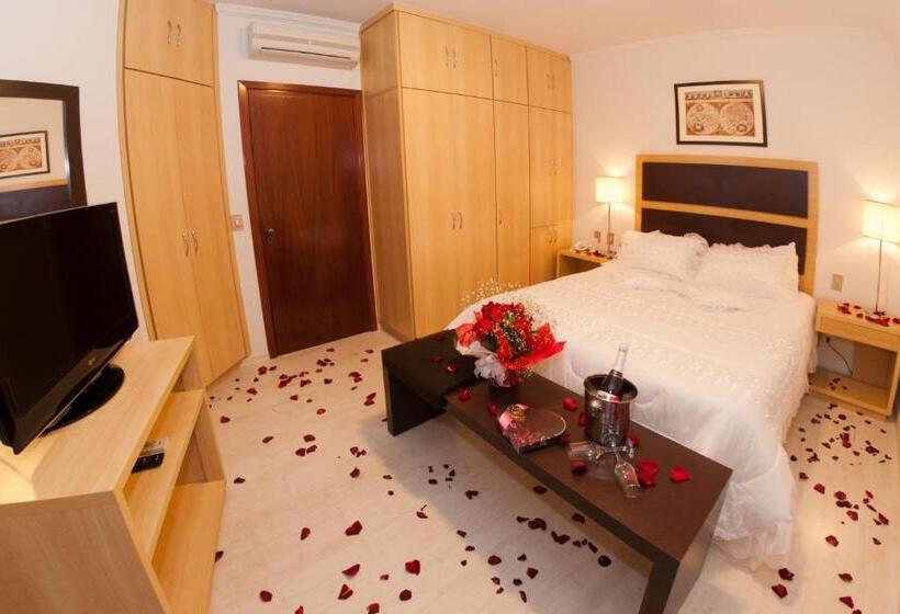 Отель Lagoa Serena Flat