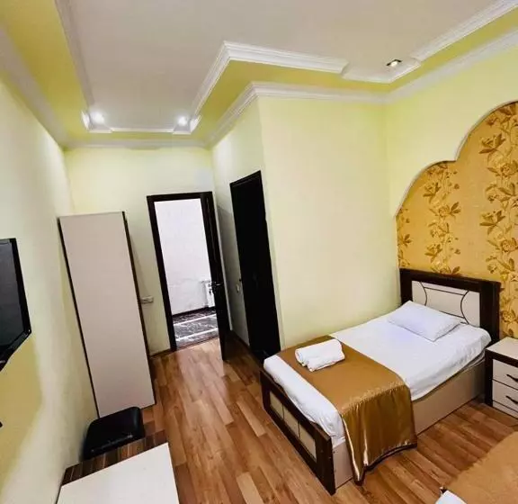 هتل Lux Palace
