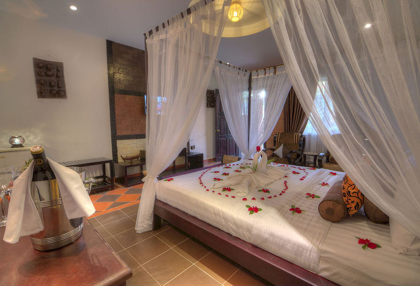 فندق Marina Holiday Park