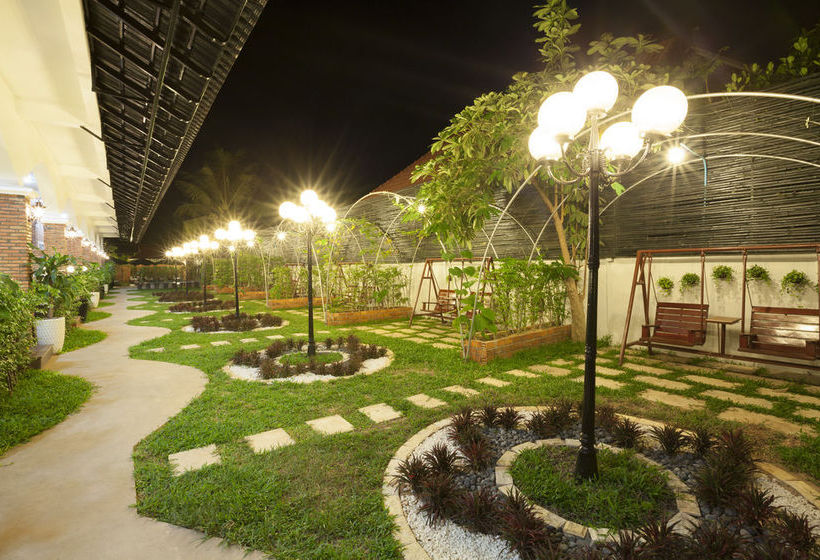 فندق Marina Holiday Park