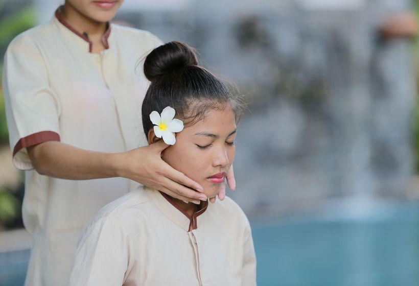 فندق Marina Holiday Park