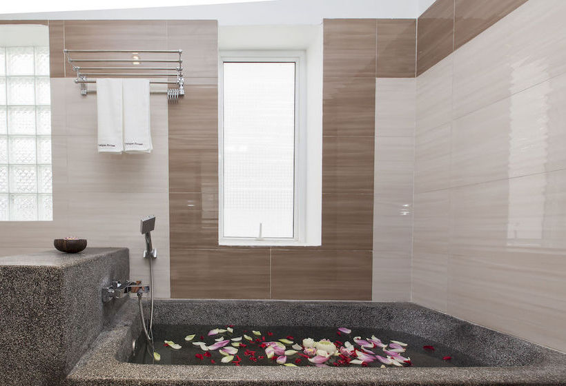 فندق Marina Holiday Park