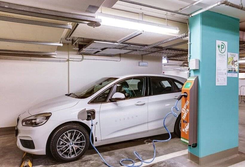 Seetelhotel Kaiserstrand Beach