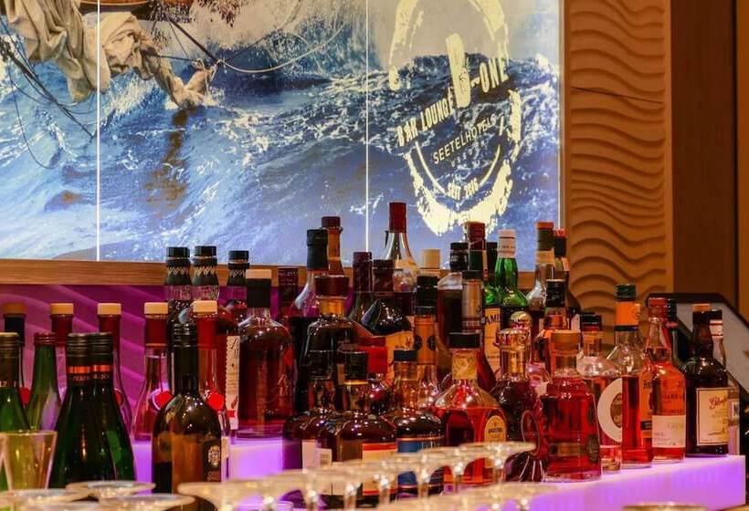 Seetelhotel Kaiserstrand Beach