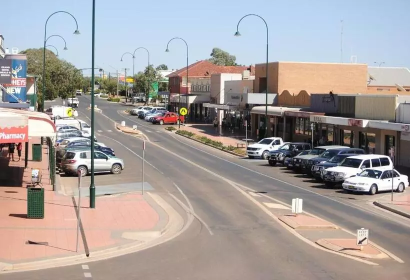 モーテル Cobar Town And Country Motor Inn