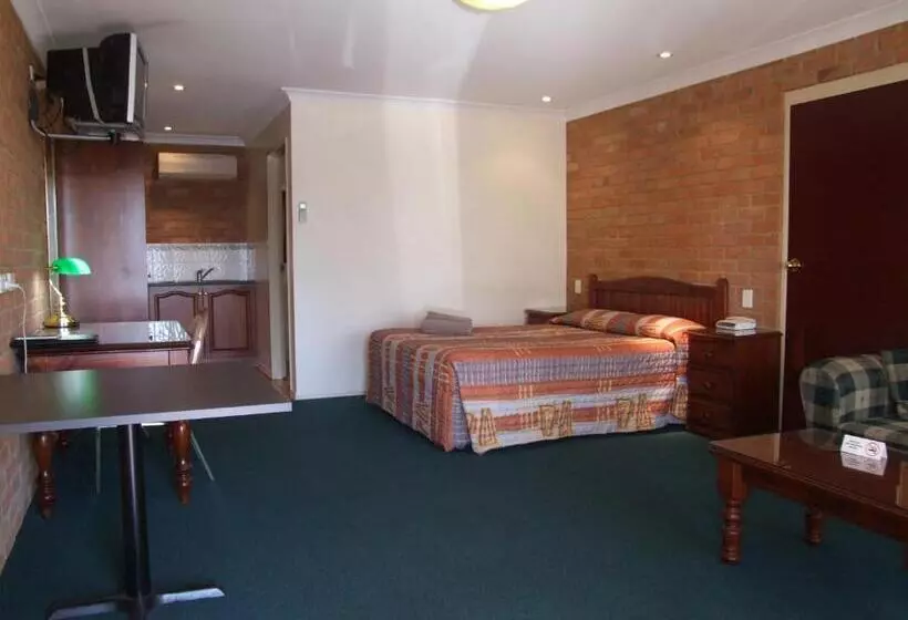 モーテル Cobar Town And Country Motor Inn