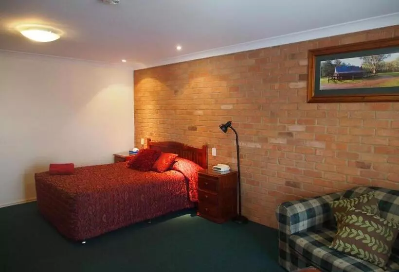 モーテル Cobar Town And Country Motor Inn