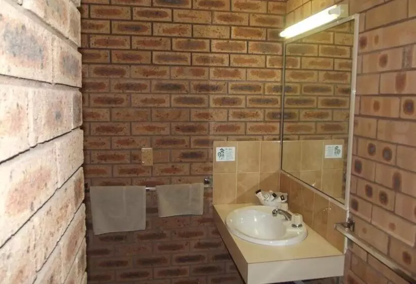 モーテル Cobar Town And Country Motor Inn