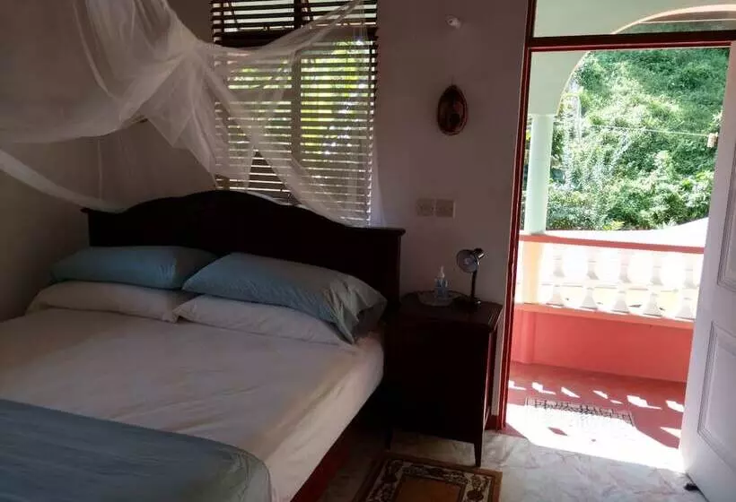 پانسیون Mainroad Suite