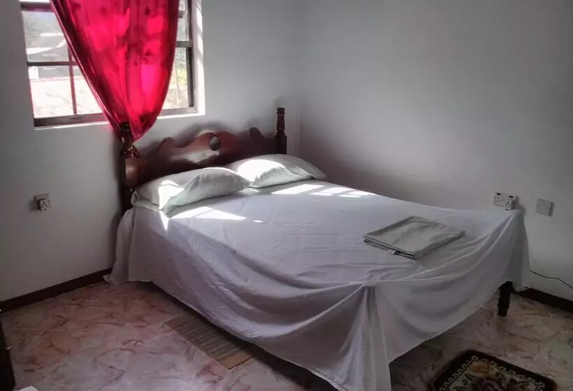 پانسیون Mainroad Suite