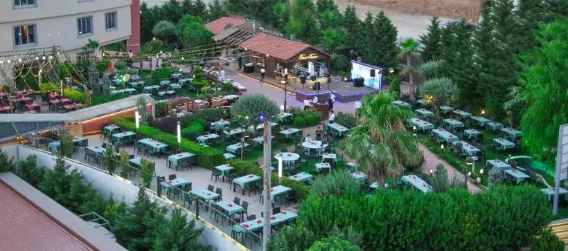 Titanic Hotel & Spa