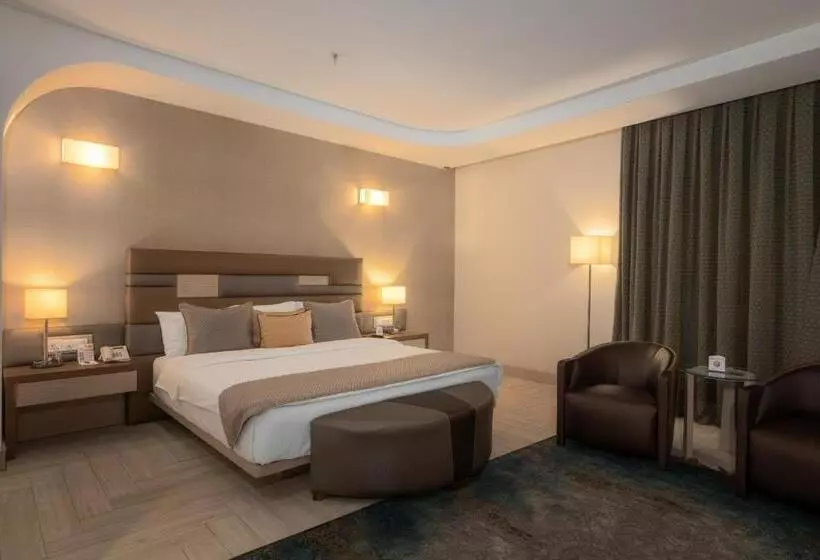 Titanic Hotel & Spa