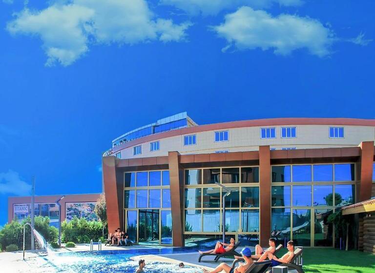 Titanic Hotel & Spa