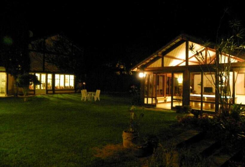 تختخواب و صبحانه Casa Do Fachoalto