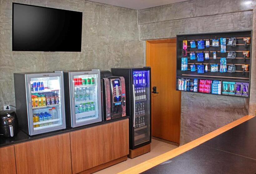 Bernal Hotel Econômico