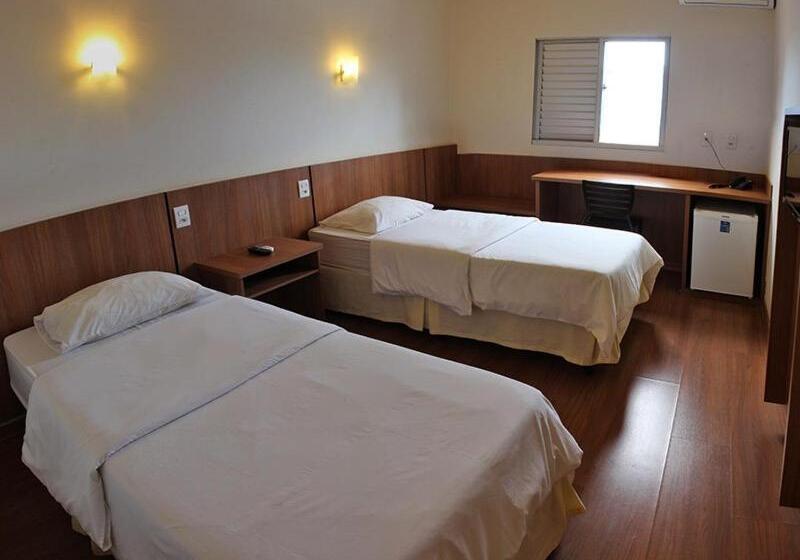 Bernal Hotel Econômico