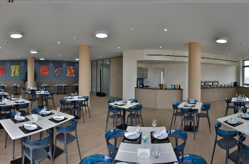 Homebridge Hotel Apartments