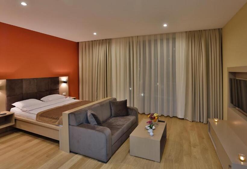 Homebridge Hotel Apartments