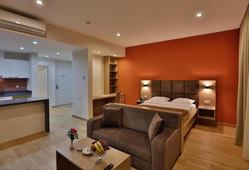 Homebridge Hotel Apartments