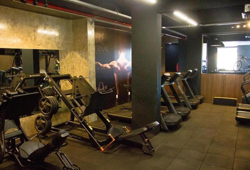 Bernal Hotel Econômico