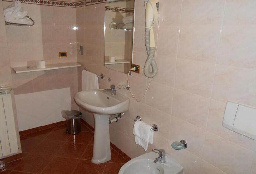 בית מלון כפרי Paris