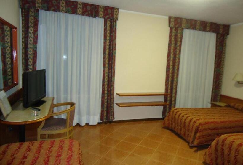 בית מלון כפרי Paris