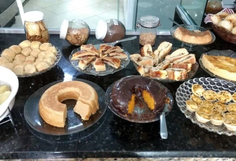 Отель Piramide Pituba   Rua Pernambuco